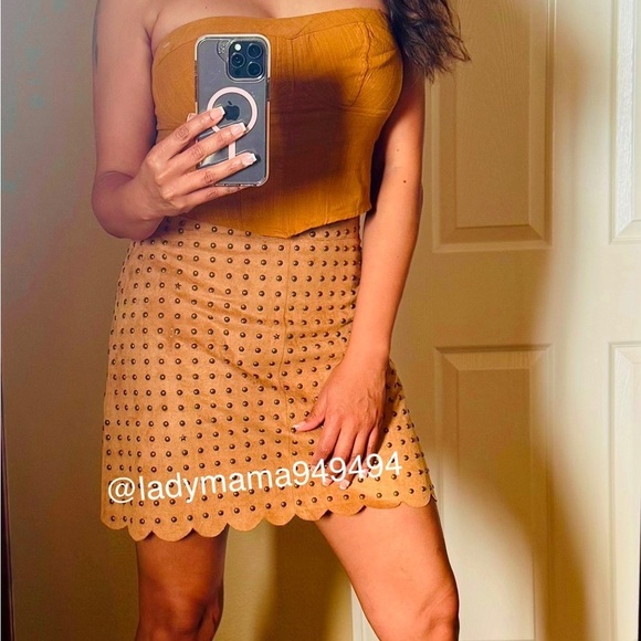 Studded Beige Skirt - Picture 6 of 6